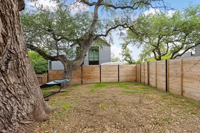1601 Chelsea Lane, Austin, TX 78704 - Photo 33