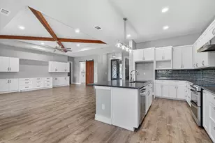 21603 Thomas Cove, Lago Vista, TX 78645 - Photo 15