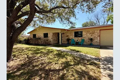 141 Oaklane Drive, Universal City, TX 78148 - Photo 1