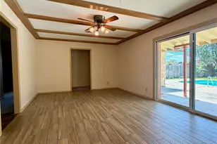 141 Oaklane Dr, Universal City, TX 78148 - Photo 9