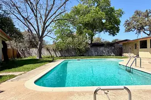 141 Oaklane Dr, Universal City, TX 78148 - Photo 25