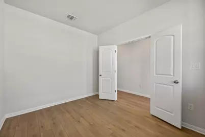 132 Arlington Park Loop, Hutto, TX 78634 - Photo 7