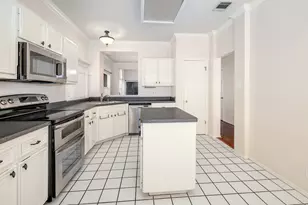 9401 Caracas Dr, Austin, TX 78733 - Photo 11