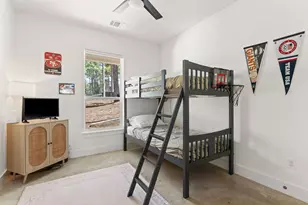 111 E Kamoi Ct, Bastrop, TX 78602 - Photo 21