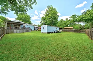 202 S 3rd St, Pflugerville, TX 78660 - Photo 29