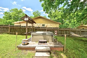 202 S 3rd St, Pflugerville, TX 78660 - Photo 35