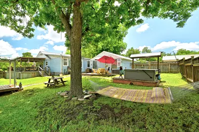 202 S 3rd Street, Pflugerville, TX 78660 - Photo 33