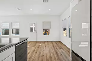 131 Santa Julia, Kyle, TX 78640 - Photo 5