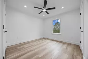 142 Mahalo Ct, Bastrop, TX 78602 - Photo 13