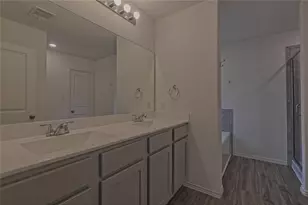 108 Pumpkin Dr, Hutto, TX 78634 - Photo 5