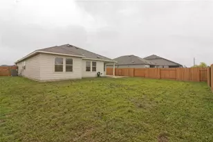 108 Pumpkin Dr, Hutto, TX 78634 - Photo 33