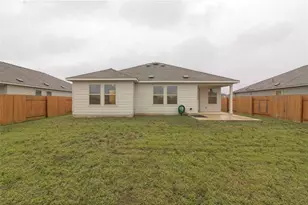 108 Pumpkin Dr, Hutto, TX 78634 - Photo 31