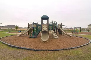 108 Pumpkin Dr, Hutto, TX 78634 - Photo 37