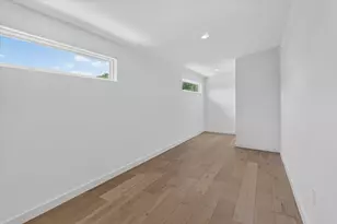 5305 Ledesma Rd, Austin, TX 78721 - Photo 31