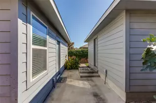 456 S Brook Dr, Leander, TX 78641 - Photo 19