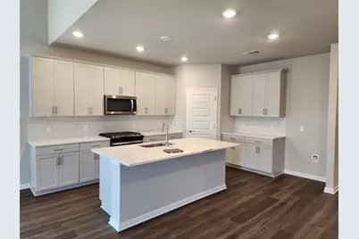 120 Greenspire Lane, Hutto, TX 78634 - Photo 3