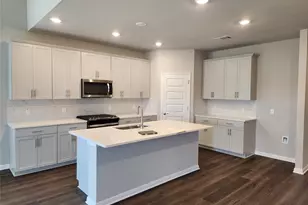 120 Greenspire Ln, Hutto, TX 78634 - Photo 3