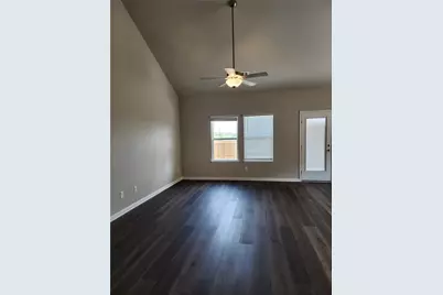 120 Greenspire Lane, Hutto, TX 78634 - Photo 17