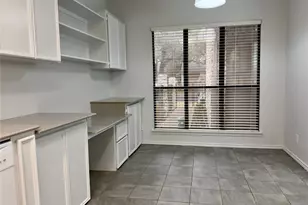 8006 Raintree Pl, Austin, TX 78759 - Photo 9