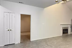 8006 Raintree Pl, Austin, TX 78759 - Photo 17