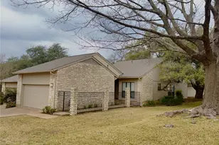 8006 Raintree Pl, Austin, TX 78759 - Photo 3