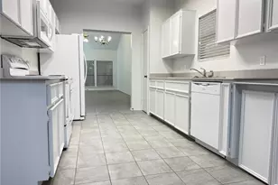 8006 Raintree Pl, Austin, TX 78759 - Photo 7