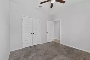 104 Batjac Aly, Jarrell, TX 76537 - Photo 13