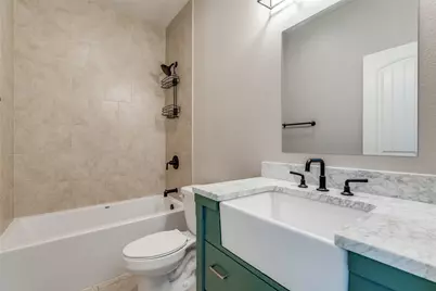 301 Navarro Way #29B, Seguin, TX 78155 - Photo 17