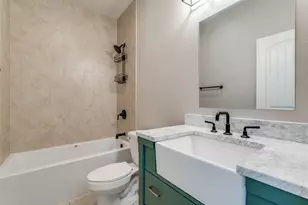 301 Navarro Wy, Seguin, TX 78155 - Photo 17