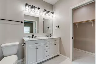 301 Navarro Wy, Seguin, TX 78155 - Photo 11