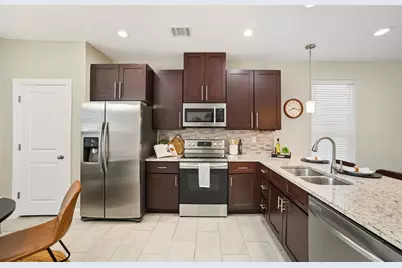 18900 Nicklaus Drive, Lago Vista, TX 78645 - Photo 13