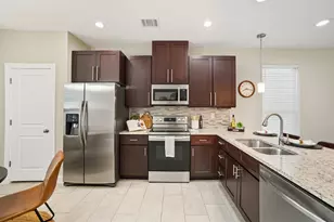 18900 Nicklaus Dr, Lago Vista, TX 78645 - Photo 13