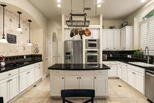 5708 Long Ct, Austin, TX 78730 - Photo 9