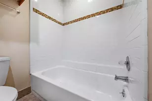 7685 Northcross Dr, Austin, TX 78757 - Photo 21