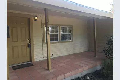 1604 Wilson Street, Bastrop, TX 78602 - Photo 11