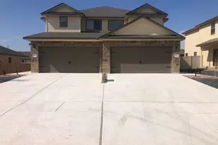 1500 Lucille St St, Seguin, TX 78155 - Photo 1