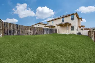 1500 Lucille St St, Seguin, TX 78155 - Photo 13