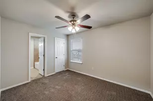 1502 Lucille St St, Seguin, TX 78155 - Photo 11