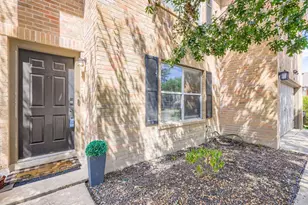 1202 Hughmont Dr, Pflugerville, TX 78660 - Photo 3