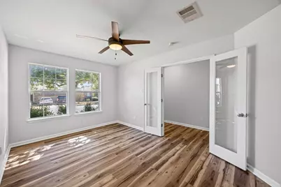 129 Lynn Crest Bend, Buda, TX 78610 - Photo 3