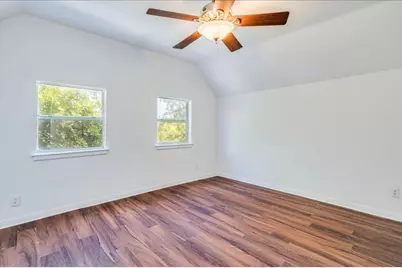 302 N Fm 1660 Highway, Hutto, TX 78634 - Photo 21