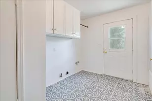 302 N Fm 1660 Hwy, Hutto, TX 78634 - Photo 25