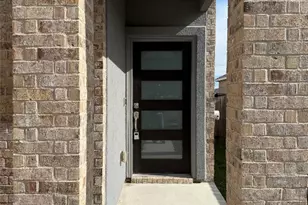 404 Milliner Loop, Hutto, TX 78634 - Photo 3