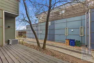 1520 Parker Ln, Austin, TX 78741 - Photo 29