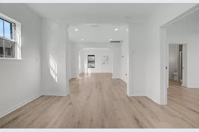 2703 E Cesar Chavez Street, Austin, TX 78702 - Photo 5