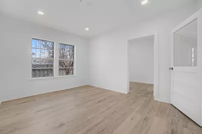 2703 E Cesar Chavez Street, Austin, TX 78702 - Photo 21