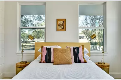 12005 Mustang Chase, Austin, TX 78727 - Photo 15