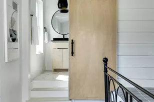 12005 Mustang Chase, Austin, TX 78727 - Photo 11