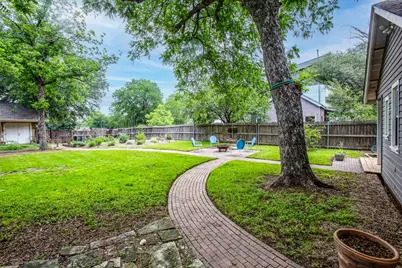 2714 E 22nd Street, Austin, TX 78722 - Photo 29