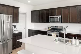 2109 Ettalee Ct, Austin, TX 78754 - Photo 11